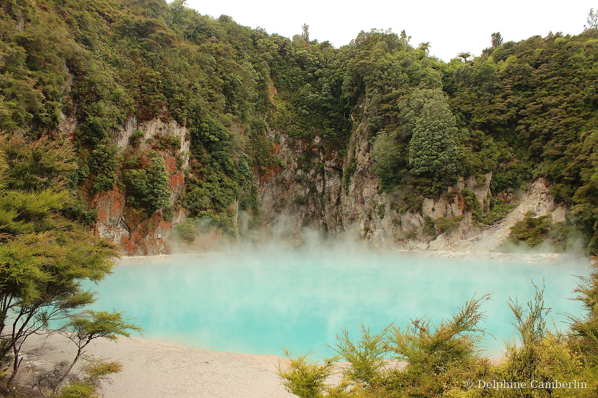 Waimangu Inferno Crater Lake turquoise Rotorua New Zealand