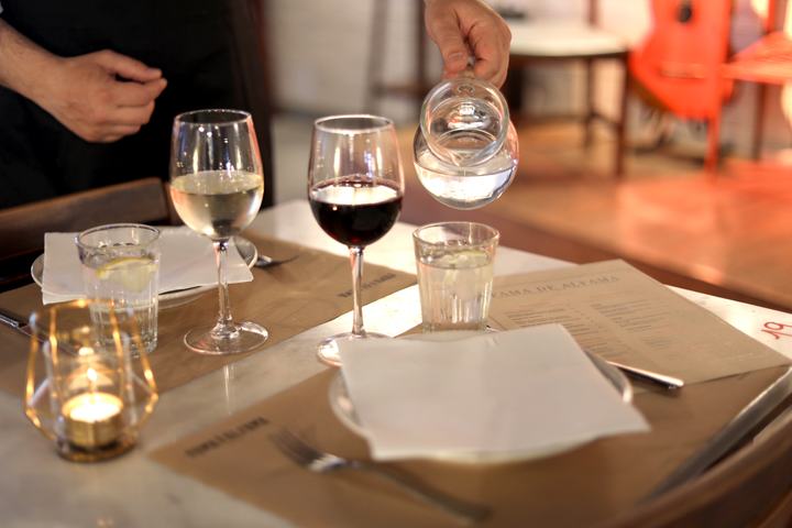 Fama d’Alfama Restaurant, Lisbon, Portugal – Table service wine glasses